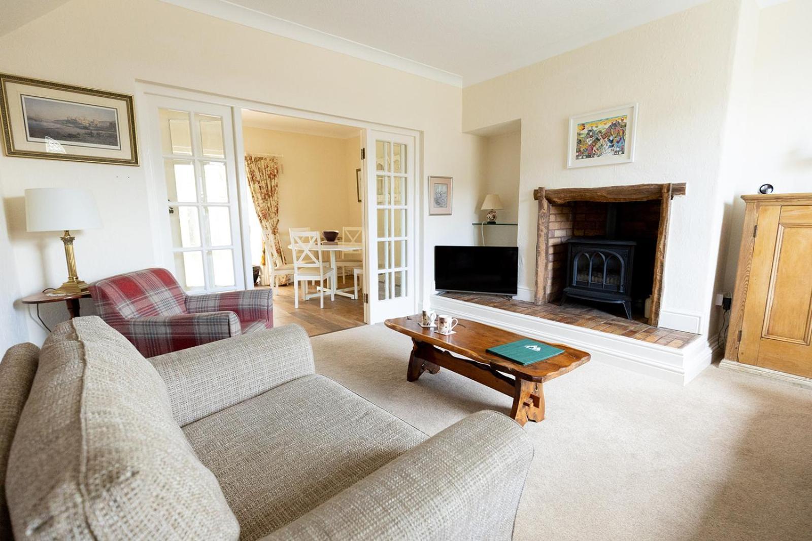 Fir Tree Cottage - Cosy 3 Bed Cottage In Penrhyn Bay With Beautiful Sea Views And Access To Snowdonia Rhôs-on-Sea Exterior foto